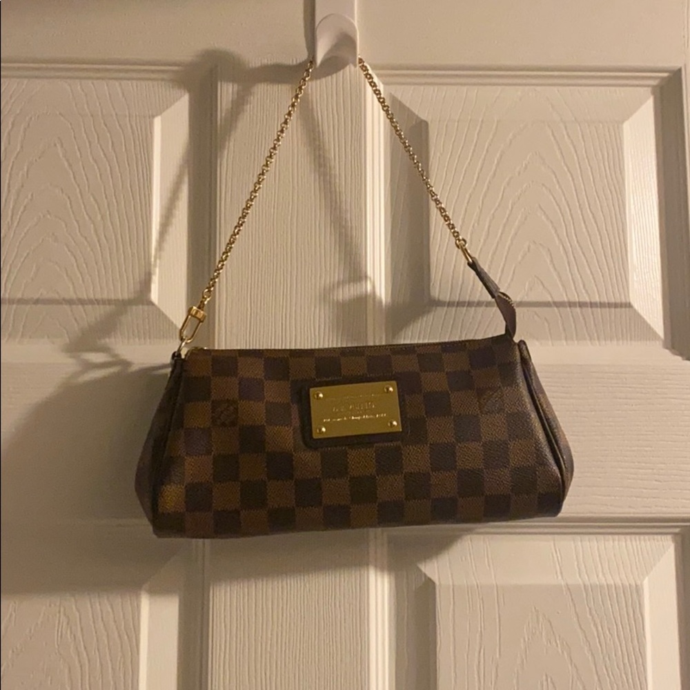SOLD Louis Vuitton Eva clutch